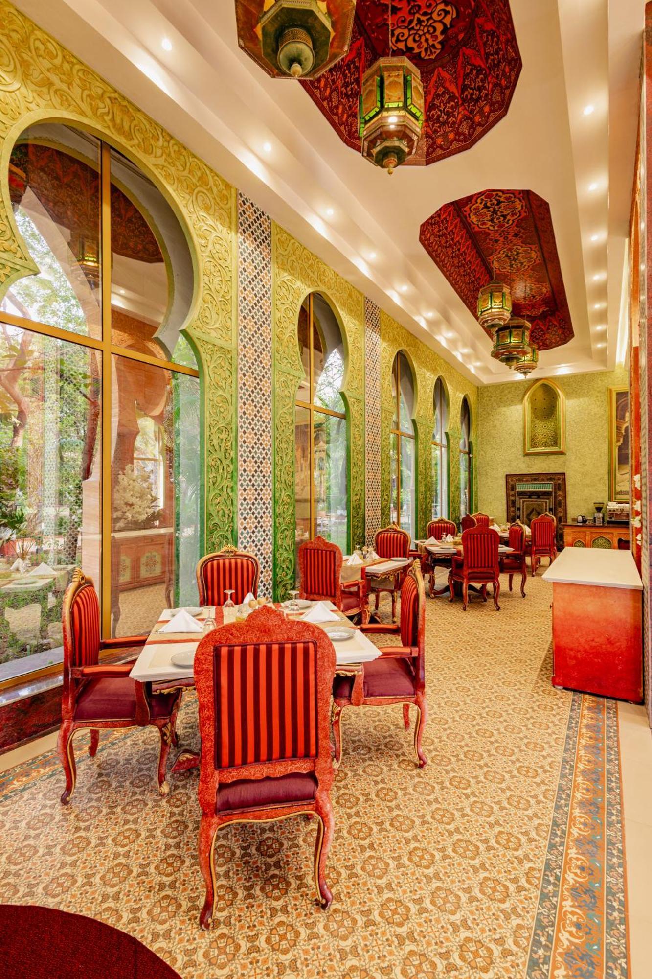 Shilp Wellness Resort And Spa 潘韦尔 外观 照片