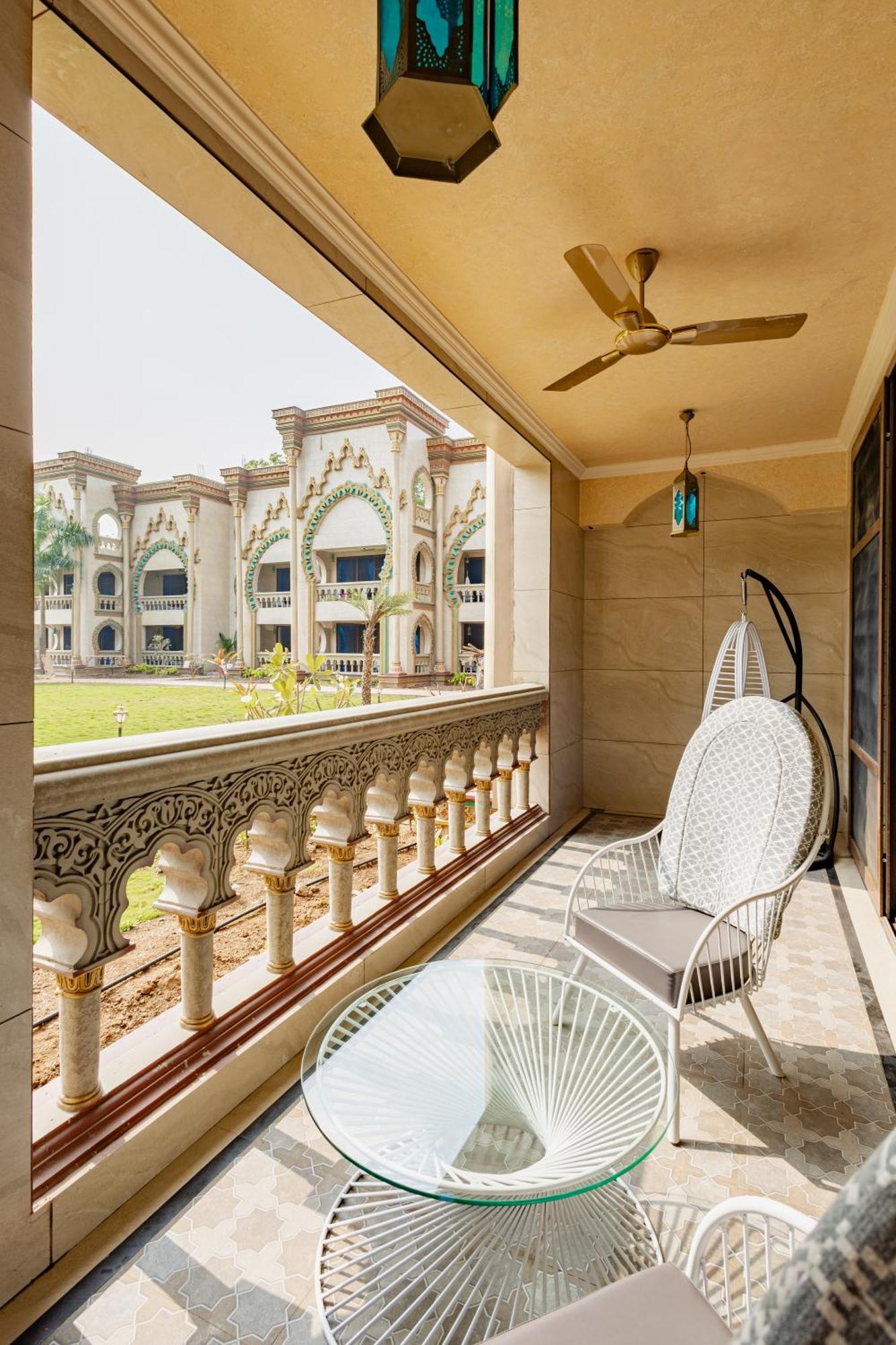 Shilp Wellness Resort And Spa 潘韦尔 外观 照片