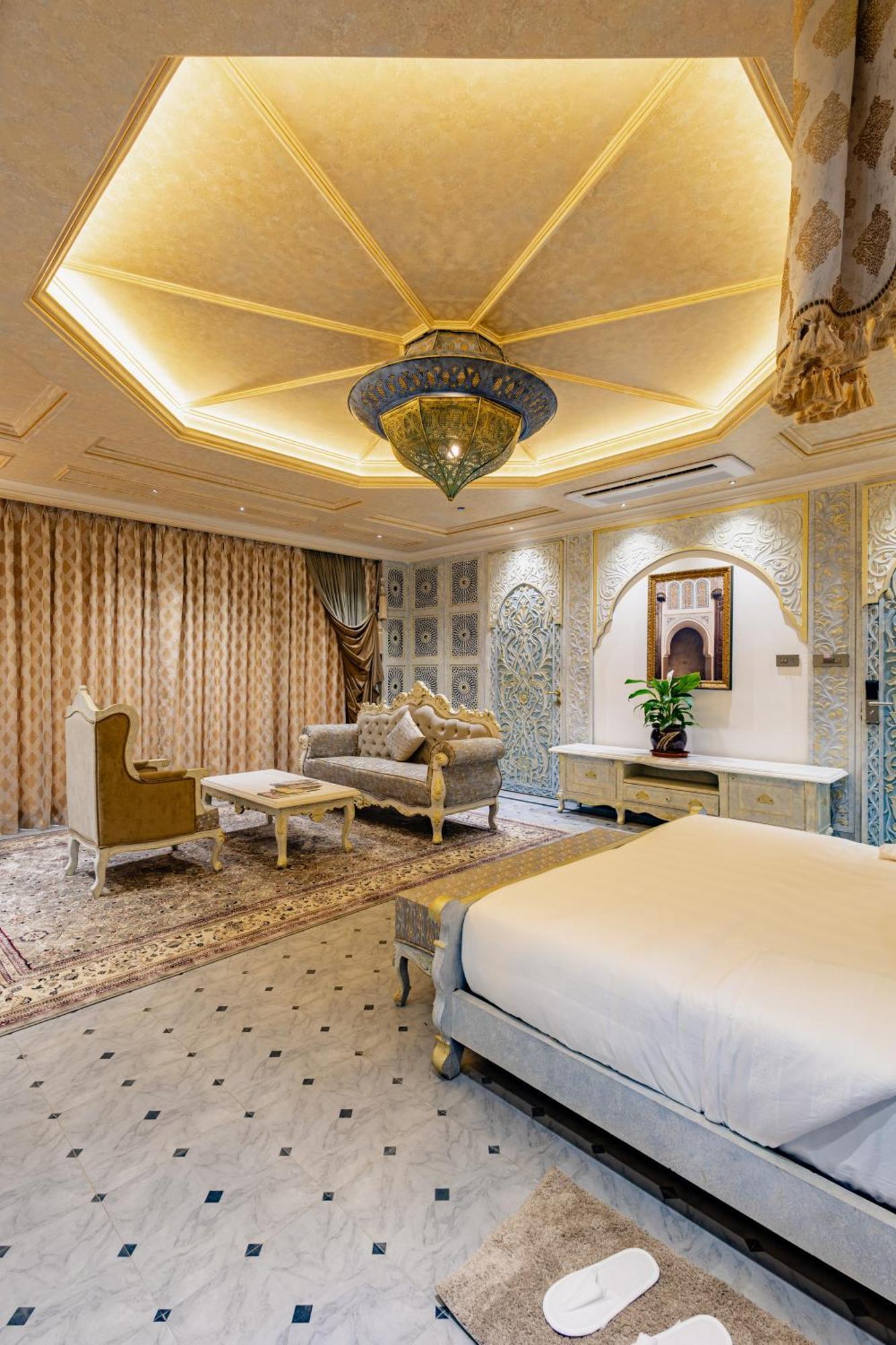 Shilp Wellness Resort And Spa 潘韦尔 外观 照片