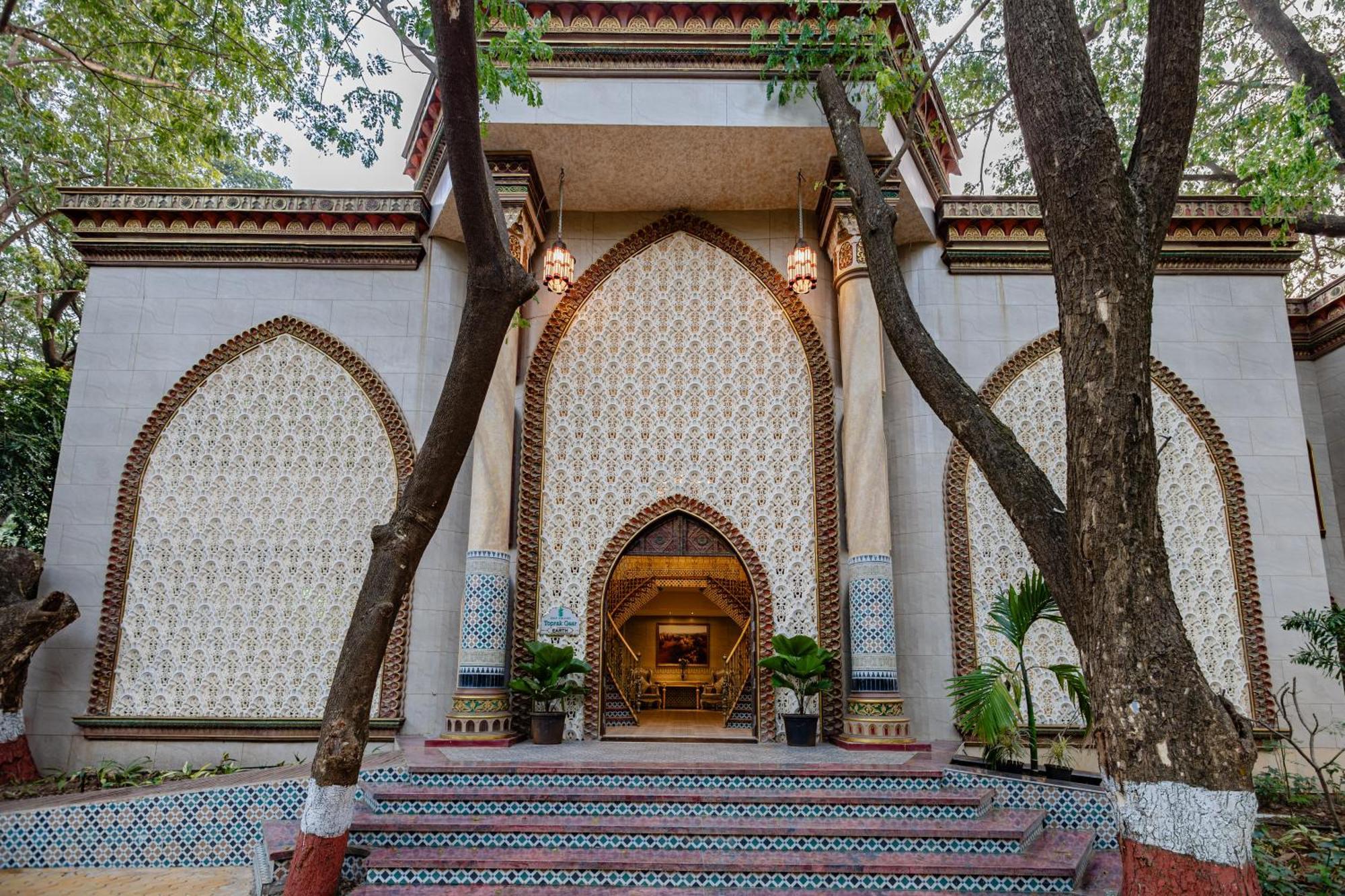 Shilp Wellness Resort And Spa 潘韦尔 外观 照片